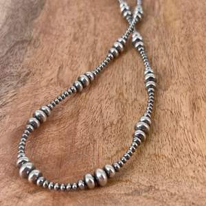 Collier de perles sterling de 18 pouces de 3mm à 8mm enfilé à la main en argent sterling élégant cadeau de bijoux faits à la main - Product Image 1