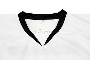 Camiseta de hockey sobre hielo de talla grande para hombre más popular 2025 con logotipo personalizado patrón en blanco y servicio OEM con nombre de equipo - Product Image 3