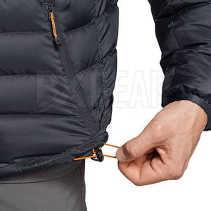 Veste matelassée décontractée pour homme de qualité supérieure avec un design épuré, un toucher doux et un remplissage chaud, idéale pour un usage quotidien - Product Image 6