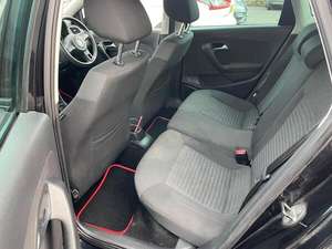 Volkswagen Polo Usado con Volante a la Izquierda/Derecha - Product Image 3