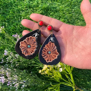 Nouvelle arrivée Style occidental usiné à la main sculpture boucles d'oreilles en cuir femmes mignon à la mode larme boucle d'oreille en cuir usiné bijoux de mode - Product Image 1