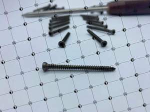 Tornillos Corticales de 3.5mm, Autoperforantes, de Titanio (TIT), Certificación CE, Juego de 101 Piezas, Implantes Ortopédicos Veterinarios de Alta Calidad - Product Image 2