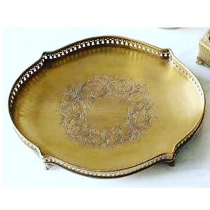 Plateau vintage en laiton à la recherche d'une poignée en laiton royal pour servir la vaisselle à la maison disponible à la vente en vrac d'Inde - Product Image 6