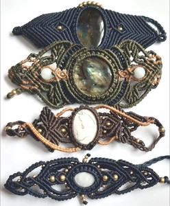 Bracelet élégant en agate avec perles de jaspe Bracelet en macramé avec petites perles en laiton faites à la main pour cadeau de mariage accessoire d'été - Product Image 4