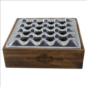 Plateau de forme ronde en acier inoxydable et bois de design moderne avec finition polonaise à base en bois Nouvelle arrivée disponible ici - Product Image 4