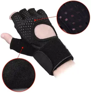 Gants d'entraînement avec Logo personnalisé Gants d'haltérophilie de gymnastique pour hommes femmes avec une forte adhérence et un poignet pour l'entraînement de puissance - Product Image 1