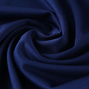 Ensemble de maillot de football pour hommes, conçu avec un maillot et un short pour l'entraînement, les matchs compétitifs, confort, circulation de l'air et flexibilité - Product Image 6