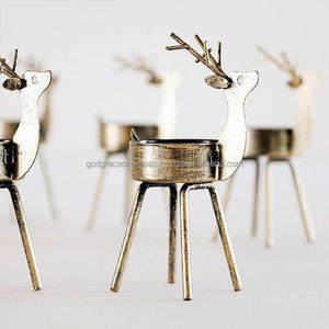Métal en aluminium de qualité supérieure avec verre Design unique de feuille Design doré Bougeoir unique de pot de bougie - Product Image 2