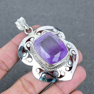 Pendentif en améthyste plaqué argent pour femme Grossiste indien en laiton de qualité supérieure - Product Image 1