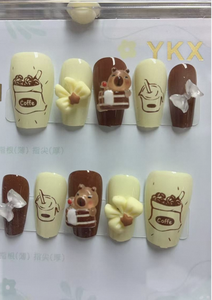 Unghie finte Honey Bear per una manicure veloce e temporanea - Product Image 1