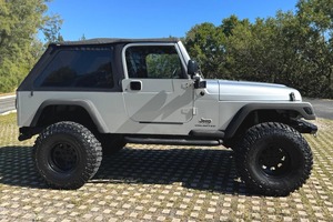 Jeep Wrangler Unlimited Sport 4x4 de 2005 - Product Image 3