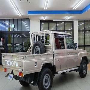 Notre meilleur véhicule d'occasion en excellent état pour pick-up double cabine VDJ79 modèle 2022, homologation Euro IV, 100 % en parfait état de marche - Product Image 2