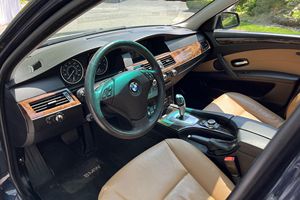 BMW 535i xDrive Sports Wagon d'occasion 2010 (conduite à gauche/droite) - Product Image 2