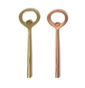 Ouvre-bouteille en or à plumes, outil de bar design contemporain, accessoire élégant pour les événements, les bars à domicile et les fêtes, ouvre-bouteille - Product Image 5