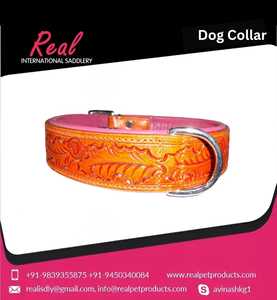 Collier de chien en cuir rembourré doux de créateur avec motif animal personnalisé et décoration de rivet Accessoire Hot Look - Product Image 2