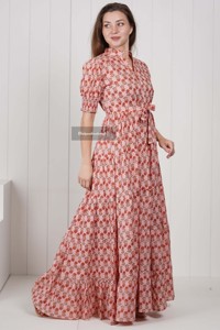 Meilleure vente Longue robe d'été longue en coton à fleurs et col en V ample et ajustée Robe longue élégante à la mode décontractée pour femmes - Product Image 4