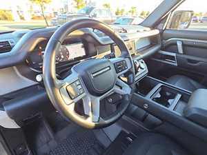 Vert 2024 Volant à Gauche Land Rover RANGE ROVER 110 P400 X-Dynamic SE AWD Occasion Toit Ouvrant Démarrage à Distance Sièges en Cuir Jantes en Alliage - Product Image 5