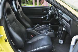 Toyota MR2 Spyder 2003, Económico - Product Image 5