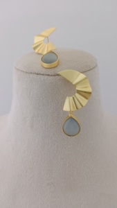 Bella Store Eclipse Verdant Finition or mat Ensemble de boucles d'oreilles en laiton Design moderne mignon pour fête/mariage ÂUnique Glowing - Product Image 3