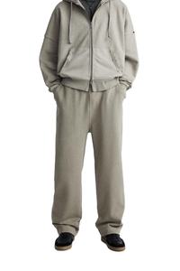 Conjunto Deportivo Personalizado para Hombre con Sudadera con Cremallera, Pantalones Holgados con Hombros Caídos, Estilo Francés, Diseño Personalizado para Invierno - Product Image 5