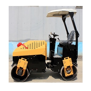 Rouleau vibratoire à double roue en acier d'occasion efficace Bomag, rouleau compacteur routier miniature d'occasion original - Product Image 1