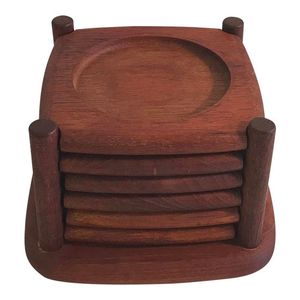 Sous-verres en bois d'inspiration antique avec des formes haut de gamme et des finitions artisanales polies - Product Image 6