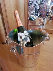 Bol à poinçon en acier inoxydable de qualité supérieure avec poignées de conception de renne bol à champagne seau à glace à champagne - Product Image 5