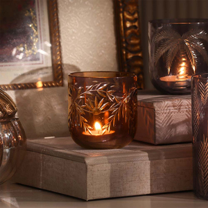 Portavelas Decorativos con Diseño de Fuegos Artificiales y Palmeras Grabados a Mano para el Hogar y la Mesa - Product Image 3