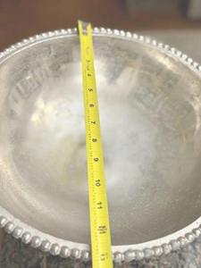 Bol de service sur pied en argent finition élégante, vaisselle décorative, adapté aux fêtes, aux rassemblements et aux cadeaux, en provenance d'Inde - Product Image 2