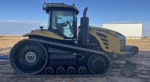 Tracteur à chenilles Massey Ferguson Challenger MT865E 2019 4RM avec moteurs de 160 ch, 180 ch, 70 ch et 45 ch, option moteur Deer de 45 ch - Product Image 3