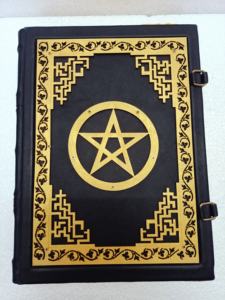 ปกแข็งสมุดปกหนังรูปดาวเซลติกสลักลายนูนสมุดหนังแบบผูกปมเซลติกที่ทนทาน - Product Image 2