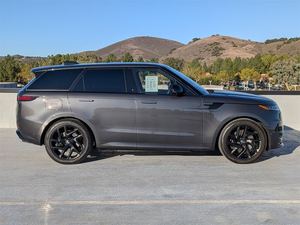 LAND ROVER RANGE ROVER SPORT SUV AWD AUTOBIOGRAPHY 542 CV 3L 16 HYBRID d'occasion en excellent état, modèle 2025 - Product Image 5