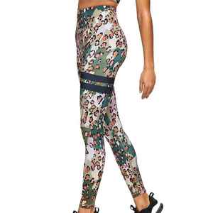 Customized Design Prefect Cutting Custom Label Affordable Price Customized Color Women Sublimation <b>Leggings</b> - Product Image 4