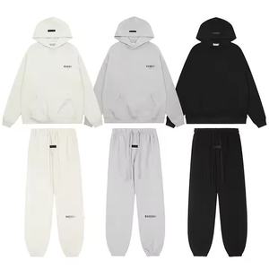 Conjunto Deportivo Personalizado OEM para Otoño, Sudadera con Capucha FOG y Pantalones Deportivos Unisex, Color Negro, 100% Algodón, Transpirable, Deportivo - Product Image 5