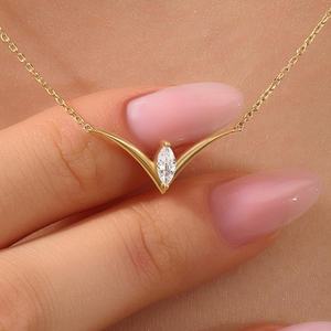 Pendentif minimaliste personnalisable en argent sterling 925 plaqué or 14 carats, forme en V, diamant taille marquise, CZ, fait main, bricolage - Product Image 1