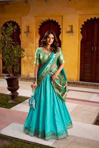 Hermoso Lehenga Choli de Seda Suave Paithani con Trabajo de Tejido Zari, Lentejuelas, Bordado con Hilo y Borde de Encaje Festoneado - Product Image 5