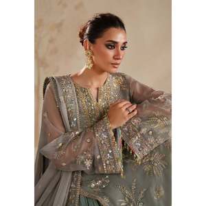 Ensemble de costume pour femme en mousseline de soie grise brodée 100% polyester UF-4364 - Product Image 4