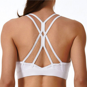 Soutien-gorge de sport compressif sans coutures pour femmes, tissu doux, parfait pour le yoga, la remise en forme et les entraînements en studio. - Product Image 4