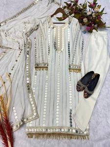 Vêtements de fête de créateur lourd Faux Georgette beau haut de travail en feuille véritable avec coupe fantaisie et pantalon en dentelle Salli avec ensemble Dupatta - Product Image 5