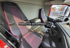 Camion lourd Volvo FMX 420 8X4 Diesel 451-500 ch Euro 5 Neuf Conduite à Gauche Transport Routier Transmission Automatique Diesel 2023 - Product Image 3