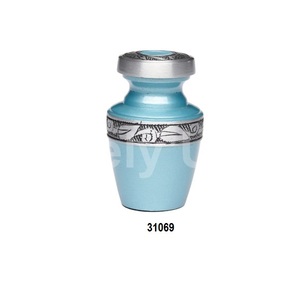 Urna para adultos de cremación de recuerdo de hoja grabada de alta calidad para cenizas humanas, pequeña urna funeraria con tapa y bolsa de terciopelo gratis - Product Image 6
