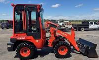 Chargeuse sur pneus Kubota R430 Diesel avec moteur à double étage et moment de charge élevé, 4 roues motrices