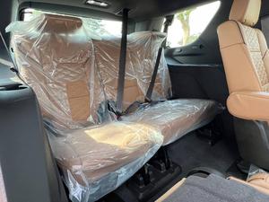 Cadillac Escalade 2024 d'occasion propre - Product Image 4