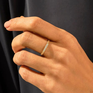 Anillo de Bodas de Diamante Cultivado en Laboratorio de Oro Sólido de 18 Quilates Personalizado para Mujer, Estilo Clásico y Moderno, Joyería Perfecta para Regalo de Bodas - Product Image 5