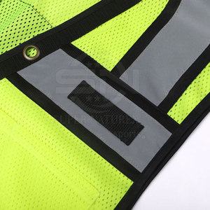 เสื้อกั๊กนิรภัยแบบตาข่ายไฟ LED สะท้อนแสงกันน้ำชุดทำงาน OEM สีเขียวเรืองแสง ANSI Class 2 Hi VIS - Product Image 6
