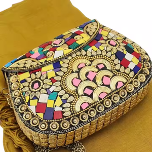 Latest Design Fashion <b>Handbag</b> Resin Clutch Chain <b>for</b> Ladies Hot Selling Purse Tradebyd Handcrafted Beading Flower Decoration - Product Image 5