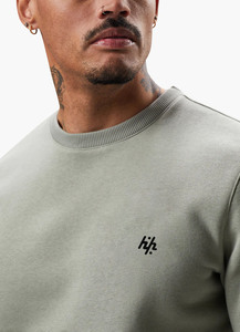 Sudadera de manga larga con cuello redondo ajustada gris esencial personalizada para hombres, fabricada por Huzaifa Products - Product Image 5