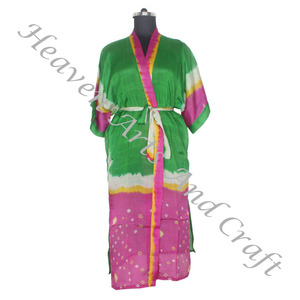 KL008 Bohemian Silk Sari Kimono Long Robe Summer Wear Bikini Silk Cover Up Venta al por mayor Silk Sari Vintage Sari Kimono Long - Product Image 6