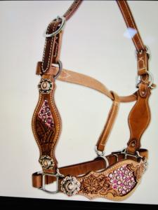 Équipement d'équitation anglais de qualité supérieure Fine pierre rose sculptée à la main cuivre plaqué tête cuir licou en gros pour chevaux - Product Image 2