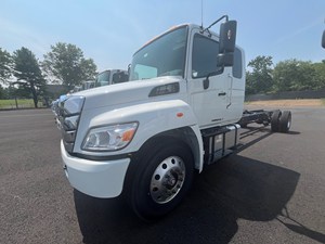 2016 For-MackS Granite GU713 RHD/LHD Used Sleeper Semi Truck Worldwide Delivery - Product Image 3